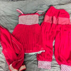 Girls Punjabi 3 Piece Salwar Suit - size 28 age 3-4 excellent condition